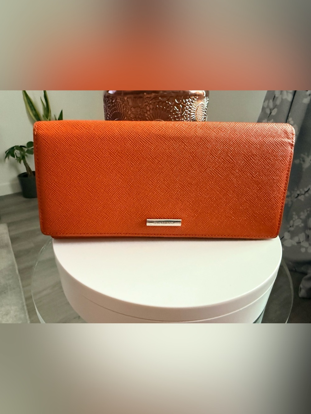 Pre-owned Burberry Orange Textured Leather Continental Wallet